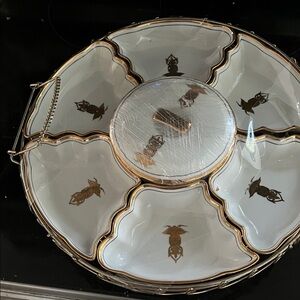 Luxurious White and Gold Serveware Set